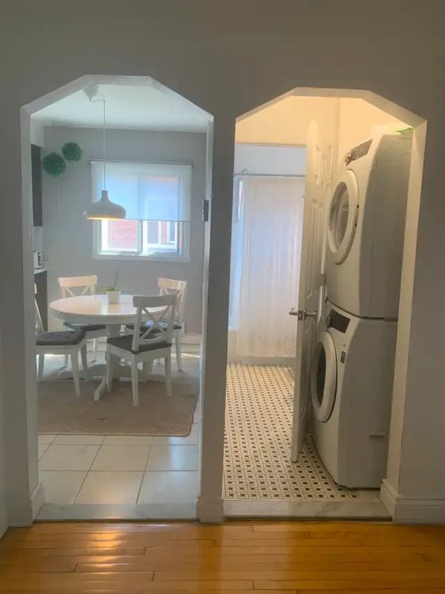 NDG 3Bed1bath   office spacious apartment -2nd floor Duplex - Photo 11