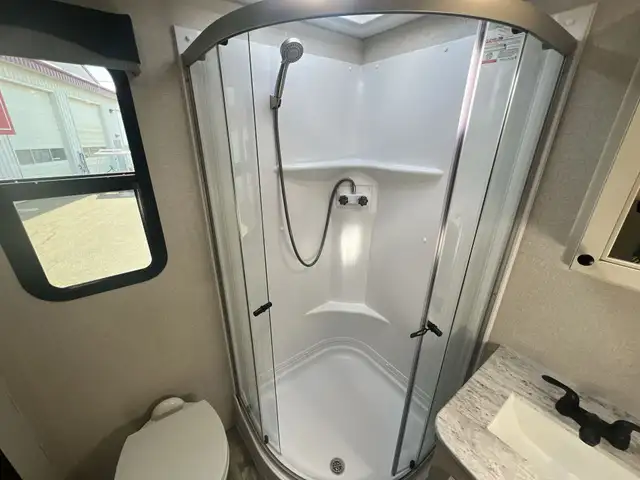 2022 Starcraft 252RB SPACIOUS, REAR BATH - Photo 28