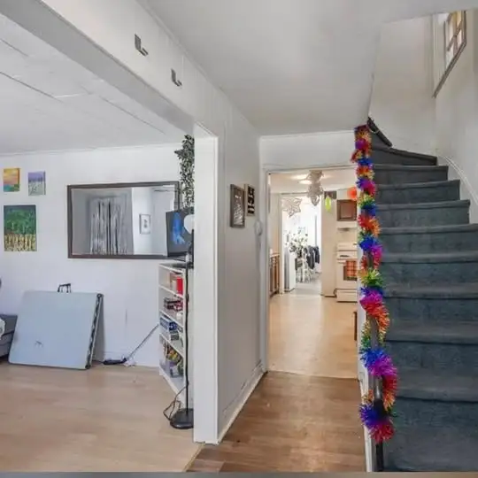 Queen's University Student Housing - 1 bedroom for rent (May 1) - Photo 9