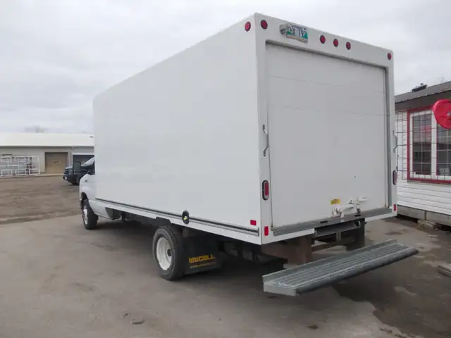 2021 Ford E-Series Cutaway a - Photo 4