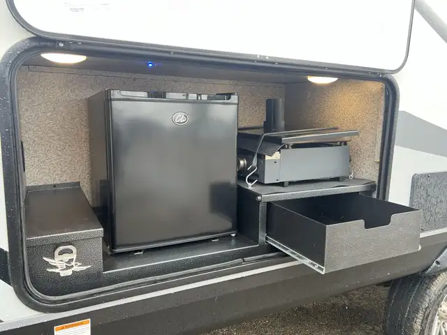 2022  Jayco Whitehawk 25MBH, BUNKS, REAR BATHROOM, - Photo 14