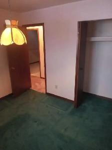 3 - Private Rooms Available in a House in Walkerville Windsor