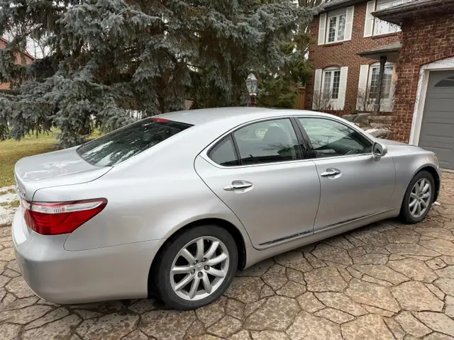 FOR SALE – 2008 Lexus LS 460
