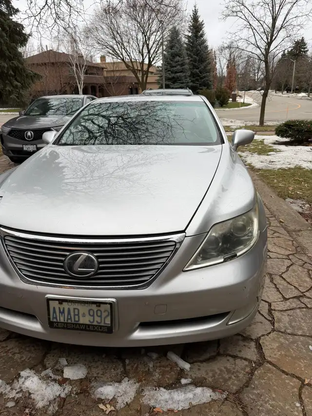 FOR SALE – 2008 Lexus LS 460 - Photo 5