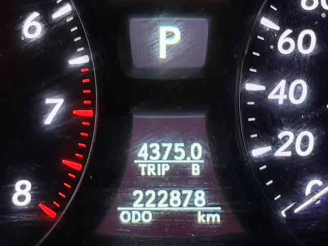 FOR SALE – 2008 Lexus LS 460 - Photo 8