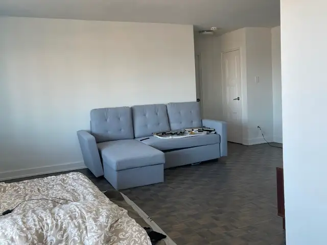 Shared  Living Room for Rent for a Muslim Male - Photo 2