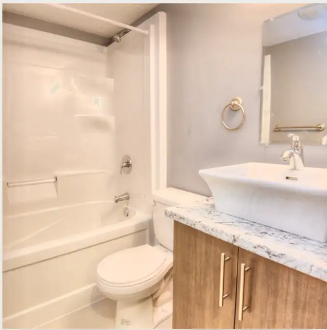 2 BED 2 STOREY STACKED TOWN W/ BALCONY avail July 1 - Photo 7