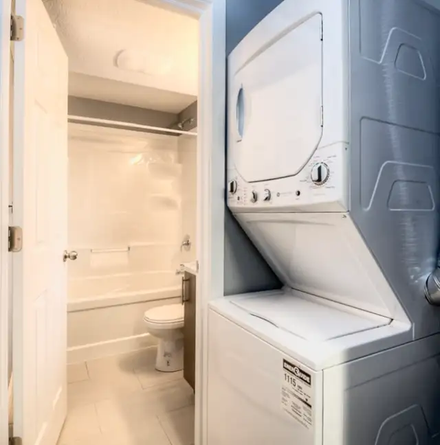 2 BED 2 STOREY STACKED TOWN W/ BALCONY avail July 1 - Photo 8