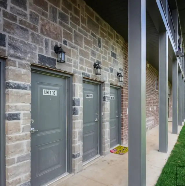 2 BED 2 STOREY STACKED TOWN W/ BALCONY avail July 1 - Photo 11