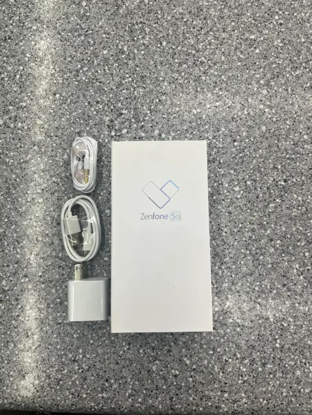 Asus Zenfone 5Q - Photo 3