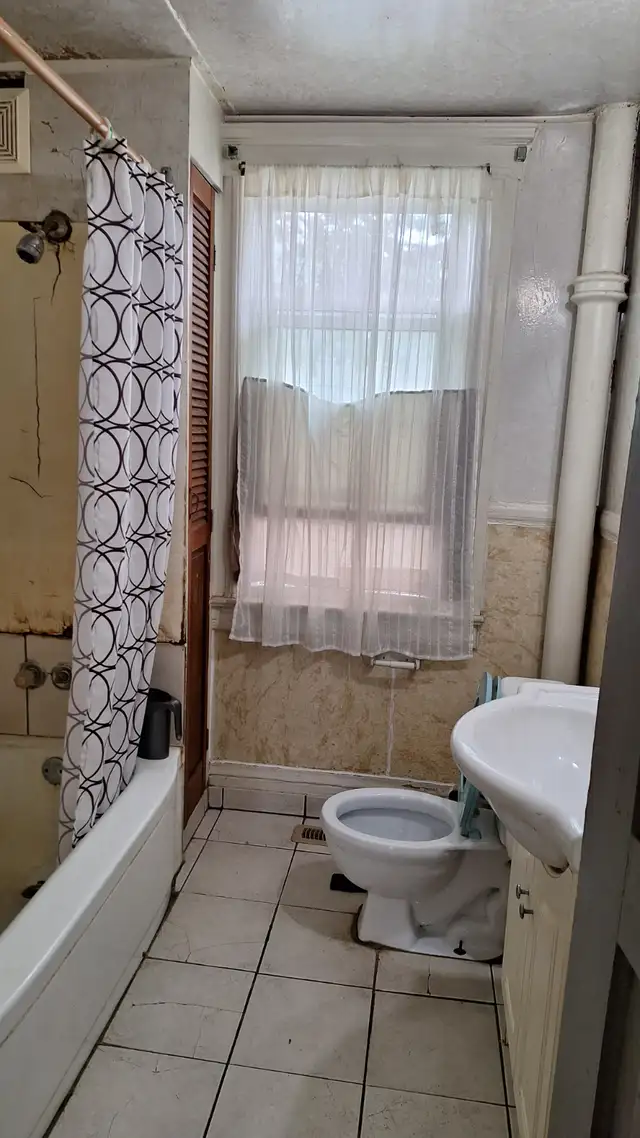 $600 All Inclusive - Photo 4