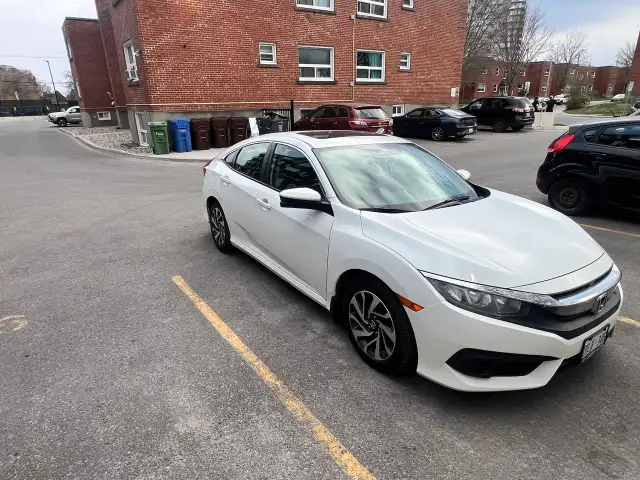 2017 Honda Civic EX 4dr Sedan - Photo 4