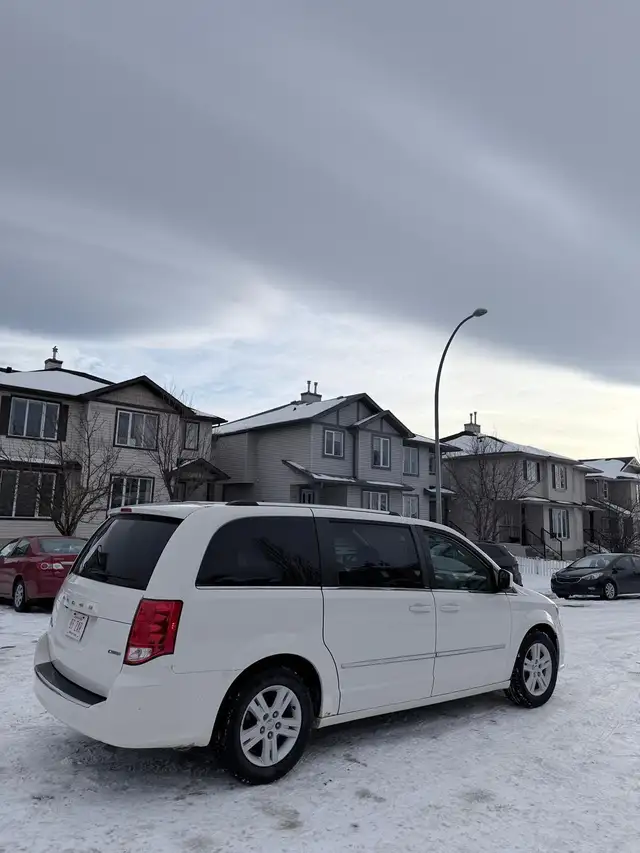 2012 Dodge Caravan – Clean, Reliable, Ready to Drive