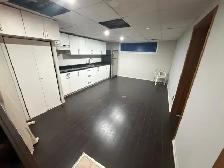 $1500 ALL INCLUSIVE — 1 Bedroom   2 Parking — South Etobicoke