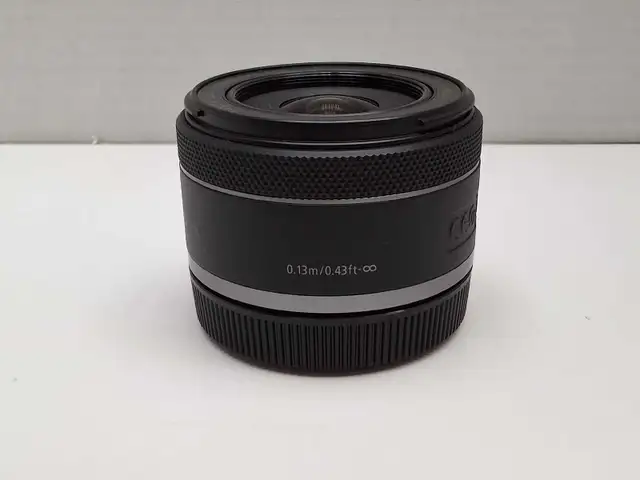 Canon 16mm RF Mount f/2.8 STM Ultra Wide Lens - Photo 4