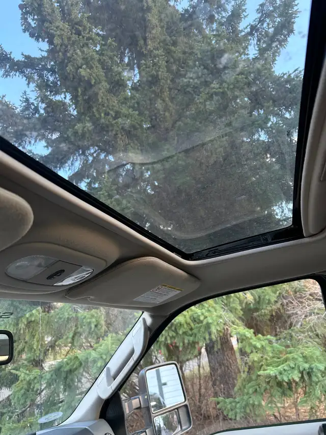 2008 Ford F-350 Diesel Dually – 113,000 KM – One Owner - Photo 6