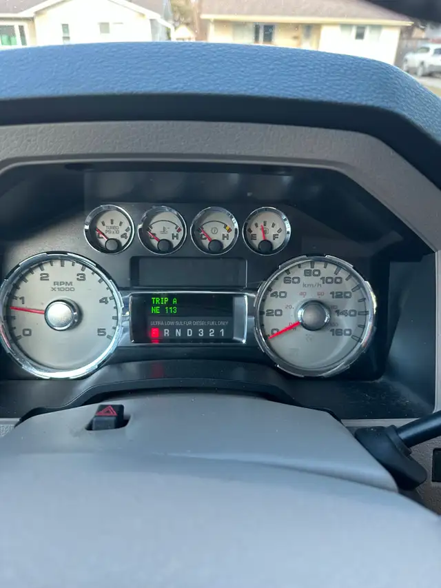 2008 Ford F-350 Diesel Dually – 113,000 KM – One Owner - Photo 7