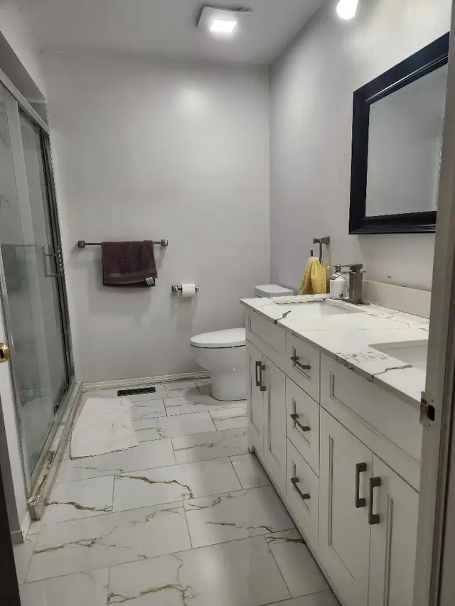 Upper level single bedroom $ 650 May 1 near Sheridan Brampton - Photo 3