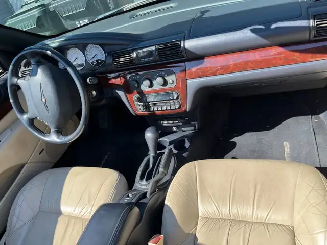 2001 Chrysler Sebring Concertible - Photo 6