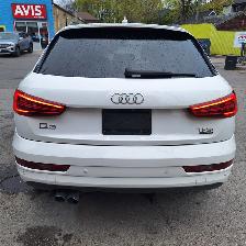 2016 Audi Q3 TFSI Komfort, AWD, 2.0L 4cyl, 43 Service records! - Photo 9