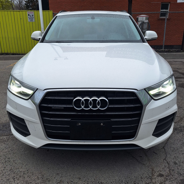 2016 Audi Q3 TFSI Komfort, AWD, 2.0L 4cyl, 43 Service records! - Photo 13