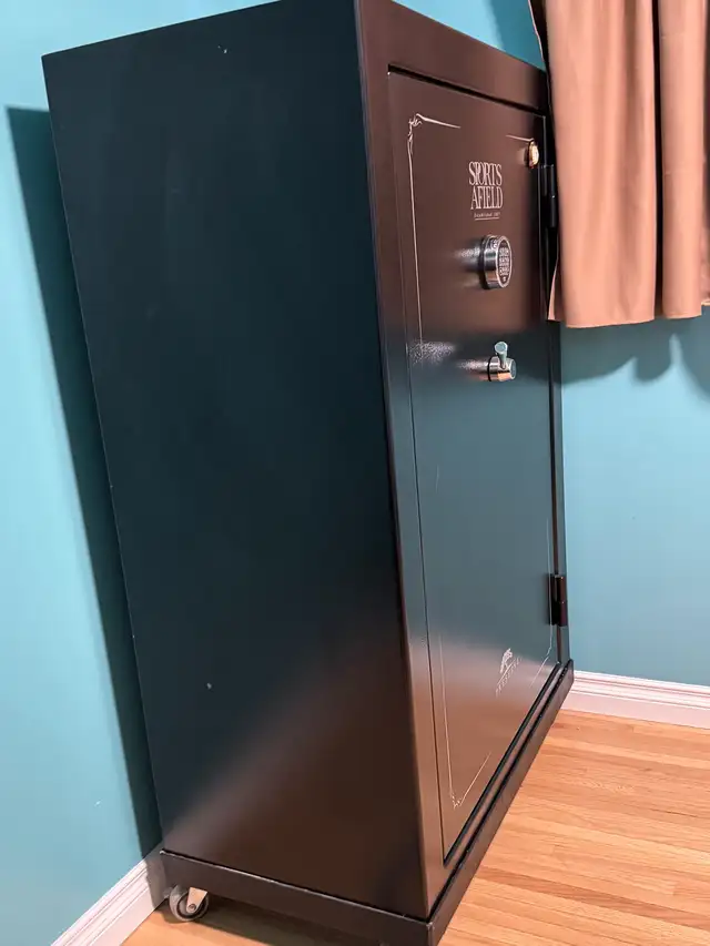 Sports Afield Safe - Photo 2