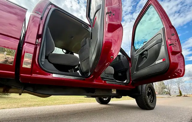 2006 GMC Sierra 2500HD SLE 4x4 LBZ Diesel 160KM, VERY CLEAN - Photo 10