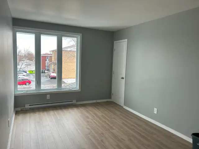 3 1/2, entièrement rénové, poêle frigo inclus, 1075$ 1er juin - Photo 8