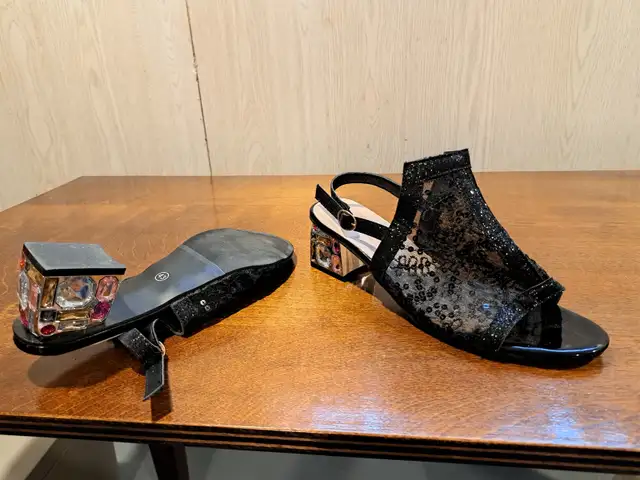 Souliers pour femmes et bottillons - Photo 3