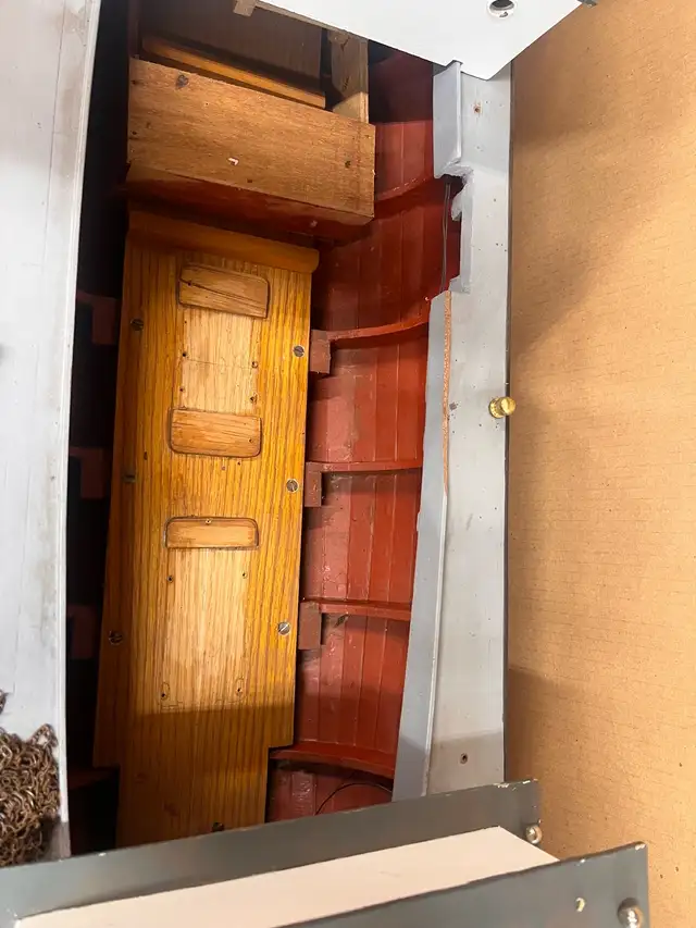 Huge remote controlled 1950s utility river tugboat - Photo 5