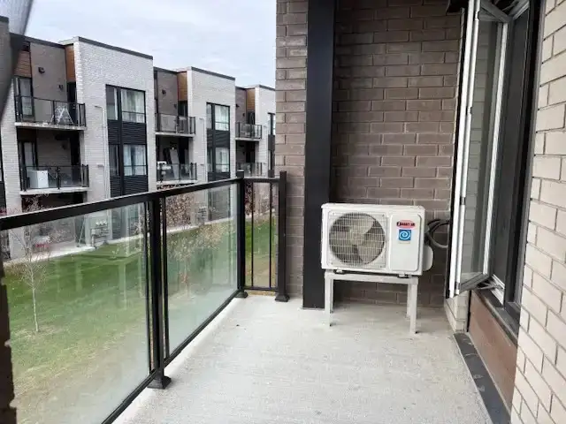 Condo 2 Ch avec électros - 2 Bedroom with Applicances - Photo 8