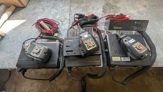 2-way Radios - Photo 2
