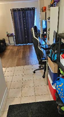 Hull – All-Inclusive | 1st Month FREE   AC Fee PAID   Early Move - Photo 3