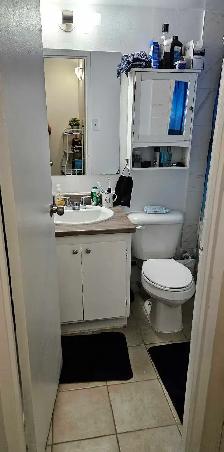 Hull – All-Inclusive | 1st Month FREE   AC Fee PAID   Early Move - Photo 9
