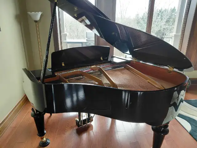 Grand Piano