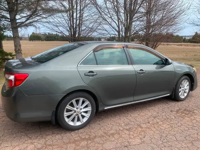 2012 Toyota Camry Hybrid XLE - Photo 3