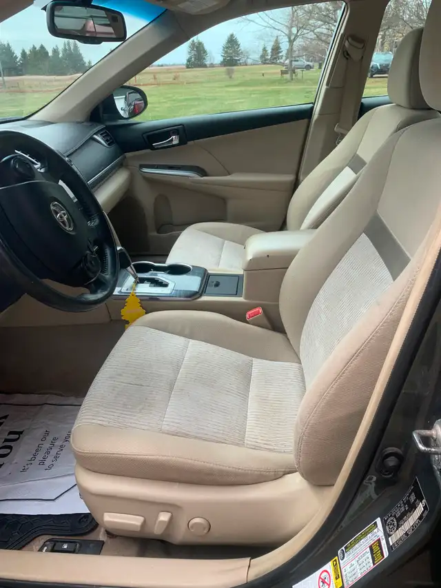 2012 Toyota Camry Hybrid XLE - Photo 6