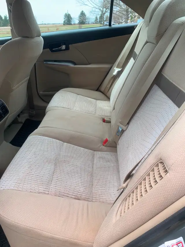2012 Toyota Camry Hybrid XLE - Photo 7