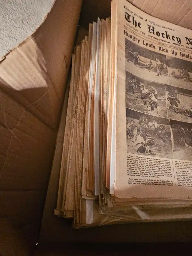 Vintage Hockey News Magazines - Photo 4