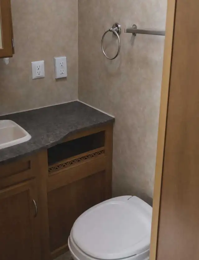 roulotte jayco 4 bunk beds - Photo 10