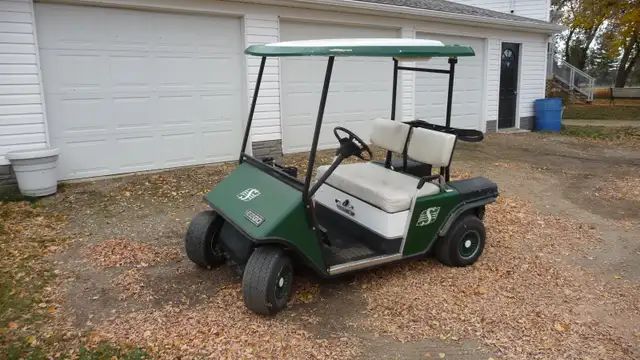 GOLF CART