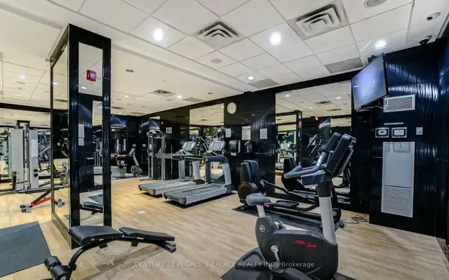 Condo 2 1 BDR at Celebration SQ/City Center/Central Library/SQ O - Photo 4