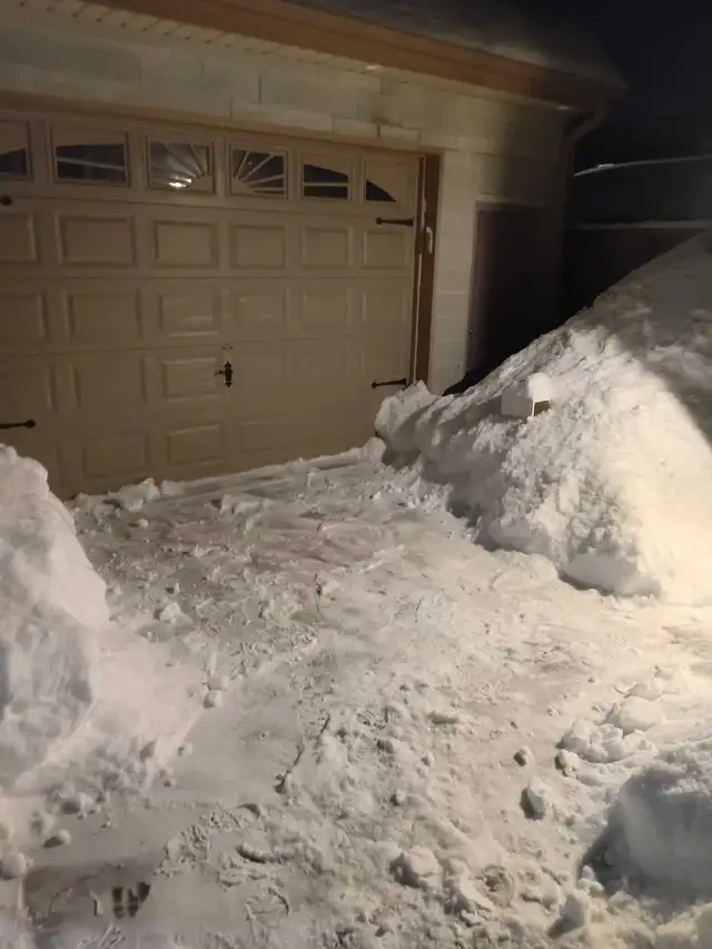 CHEAP MOVING LABOUR AND GENERAL LABOUR! 647-571-9326 - Photo 8