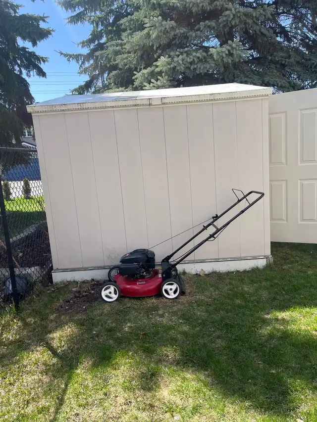 Craftsman Gas Lawn Mower
