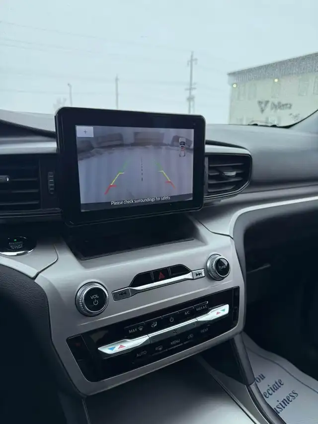 2021 FORD EXPLORER XLT 4WD - Photo 13