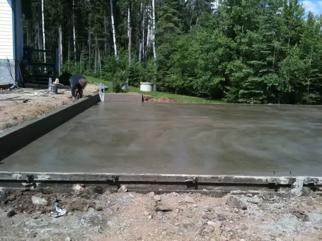 1812 Concrete - Photo 3