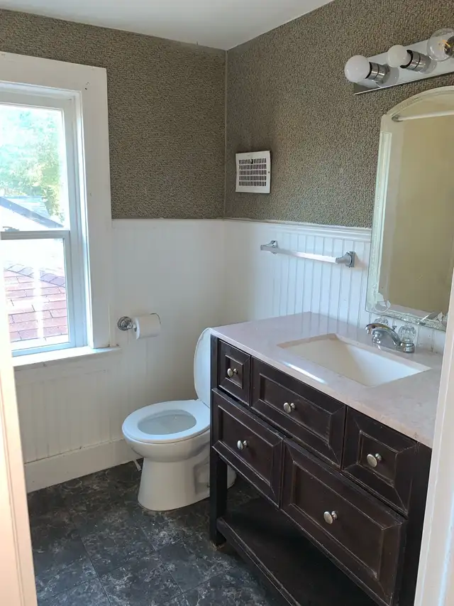 Rooms for Rent - Photo 2