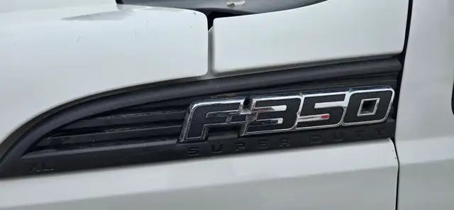 2015 Ford Super Duty F-350 SRW - 4x4 - 4 Doors - Tow Package! - Photo 9