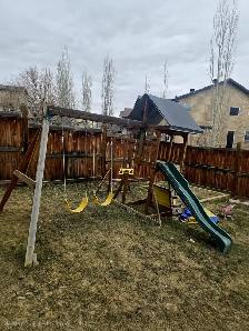 DAYHOME IN NW (Panorama Hills