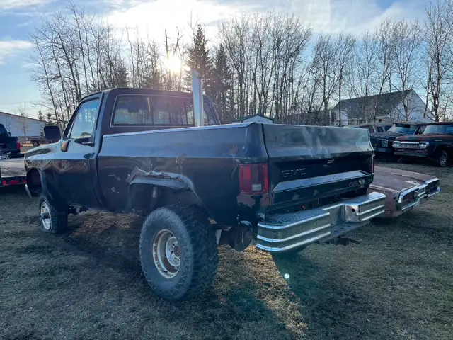 1982 GMC Shortbox 4x4 - Photo 4